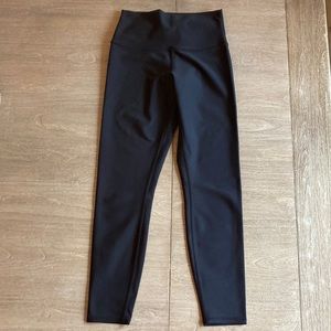 LIKE NEW Alo 7/8 High-Waist Airlift Legging, Black, S